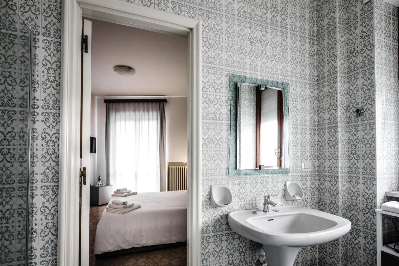 2 Santi - Suite And Rooms Lecce Exteriér fotografie